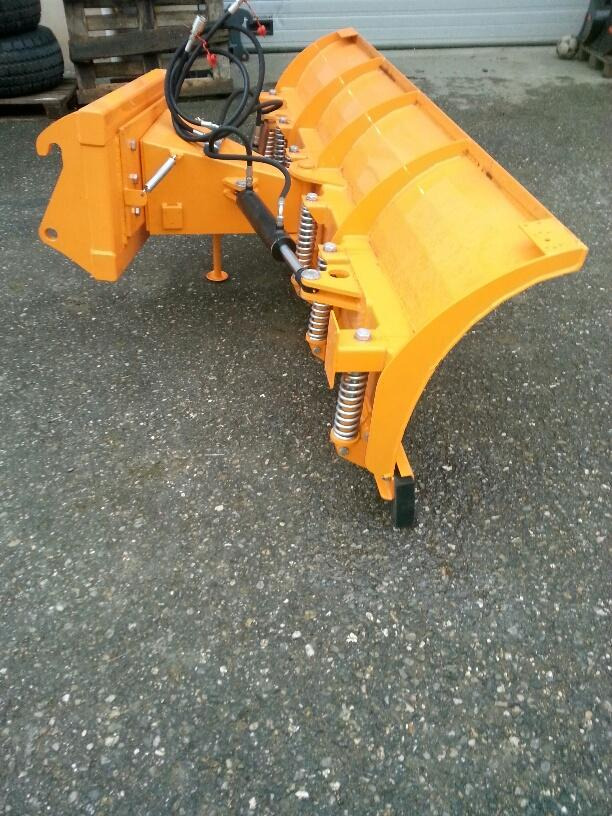 Schneeschild 2,6m Kramer Schlepper Radlader Hoflader Frontlader - Raonik za sneg: slika 4 Schneeschild 2,6m Kramer Schlepper Radlader Hoflader Frontlader - Raonik za sneg: slika 4