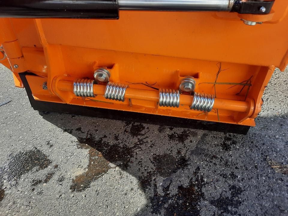 Schneeschild Vario 1,5m Schlepper Radlader Hoftrac Kramer Cat - Raonik za sneg: slika 5 Schneeschild Vario 1,5m Schlepper Radlader Hoftrac Kramer Cat - Raonik za sneg: slika 5