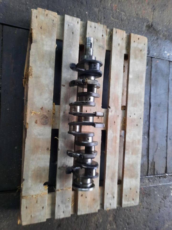 Unimog MB trac Kurbelwelle OM 352 Mercedes Benz - Radilica za Poljoprivredna mašina: slika 4 Unimog MB trac Kurbelwelle OM 352 Mercedes Benz - Radilica za Poljoprivredna mašina: slika 4