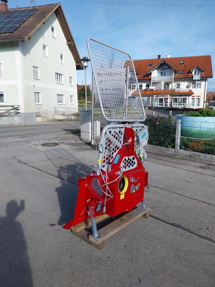 Neue Forstseilwinde Seilwinde Tajfun EGV 45 AHK SG Funk 35 55 65 - Vitlo za Šumarska oprema: slika 2 Neue Forstseilwinde Seilwinde Tajfun EGV 45 AHK SG Funk 35 55 65 - Vitlo za Šumarska oprema: slika 2