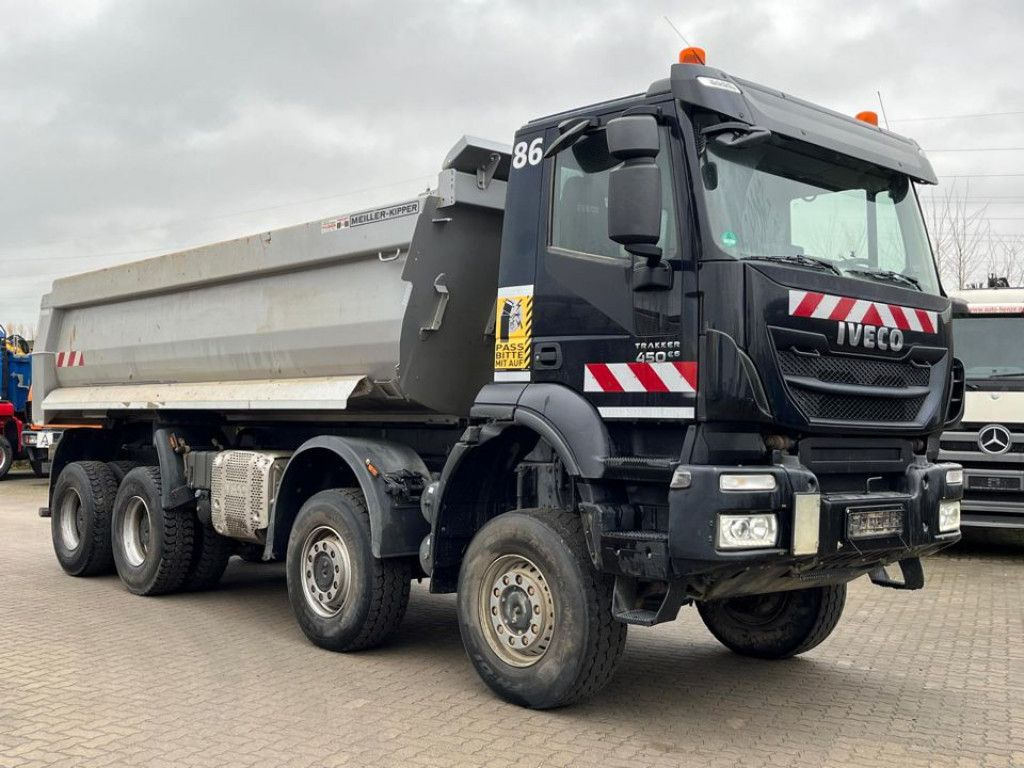 Iveco TRACKER AD450TW 4 Achs Muldenkipper Meiller - Istovarivač: slika 2 Iveco TRACKER AD450TW 4 Achs Muldenkipper Meiller - Istovarivač: slika 2