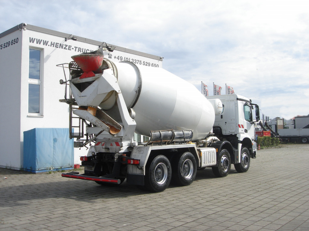 MERCEDES-BENZ Arocs 3240 B 8x4 Betonmischer Deutsch Top AP Achsen - Kamion: slika 3 MERCEDES-BENZ Arocs 3240 B 8x4 Betonmischer Deutsch Top AP Achsen - Kamion: slika 3