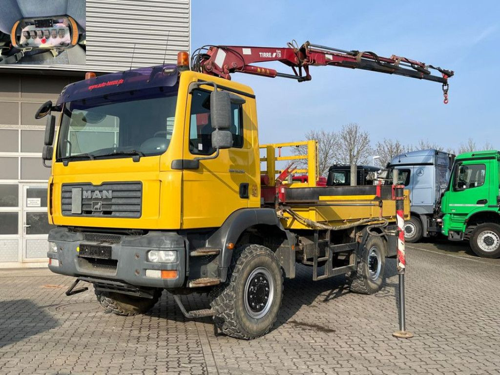 MAN TG-M 18.280 4x4 Pritsche Kran Singelreifen Funkf - Kamion sa tovarnim sandukom, Kamion sa dizalicom: slika 1 MAN TG-M 18.280 4x4 Pritsche Kran Singelreifen Funkf - Kamion sa tovarnim sandukom, Kamion sa dizalicom: slika 1