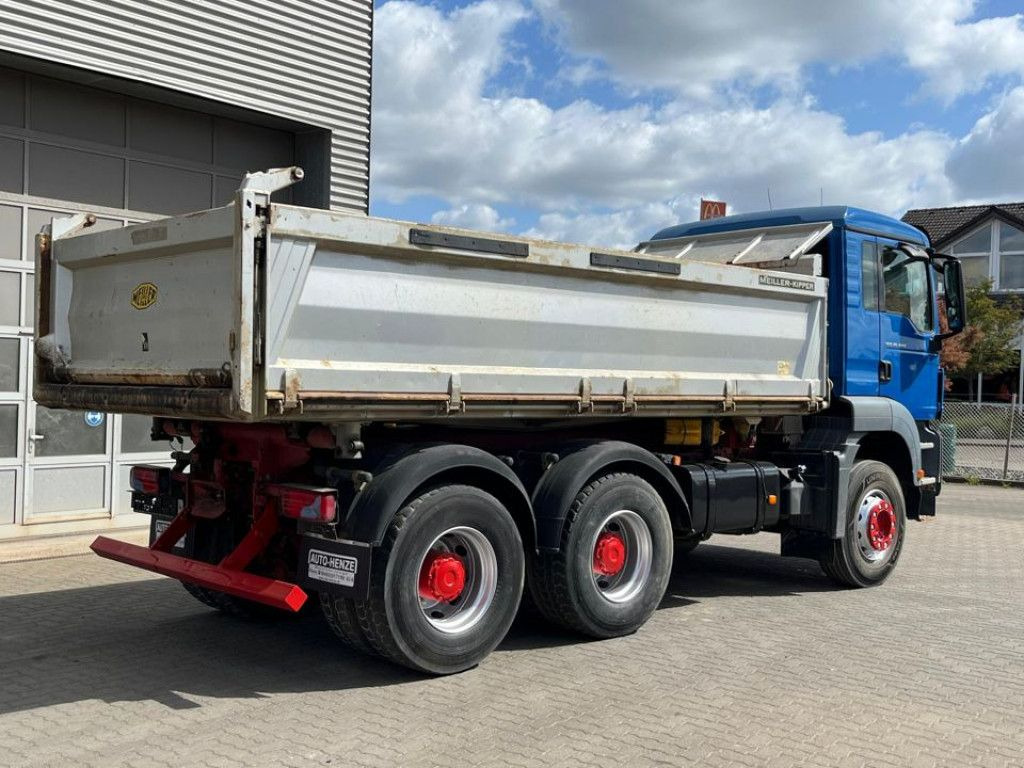 MAN TG-S 26.440 6x4 BB 3-Achs Kipper MeillerSchalter MAN TG-S 26.440 6x4 BB 3-Achs Kipper MeillerSchalter - Istovarivač: slika 3 MAN TG-S 26.440 6x4 BB 3-Achs Kipper MeillerSchalter MAN TG-S 26.440 6x4 BB 3-Achs Kipper MeillerSchalter - Istovarivač: slika 3