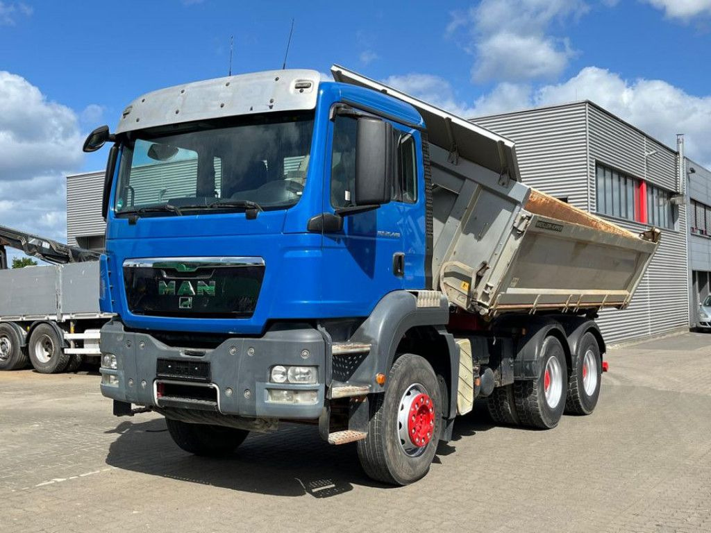 MAN TG-S 26.440 6x4 BB 3-Achs Kipper MeillerSchalter MAN TG-S 26.440 6x4 BB 3-Achs Kipper MeillerSchalter - Istovarivač: slika 1 MAN TG-S 26.440 6x4 BB 3-Achs Kipper MeillerSchalter MAN TG-S 26.440 6x4 BB 3-Achs Kipper MeillerSchalter - Istovarivač: slika 1