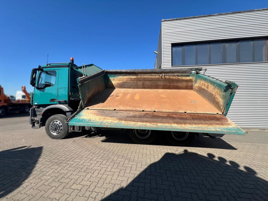 MERCEDES-BENZ Arocs 2636 6x6 HAD 3-Achs Allradkipper Meiller - Istovarivač: slika 5 MERCEDES-BENZ Arocs 2636 6x6 HAD 3-Achs Allradkipper Meiller - Istovarivač: slika 5