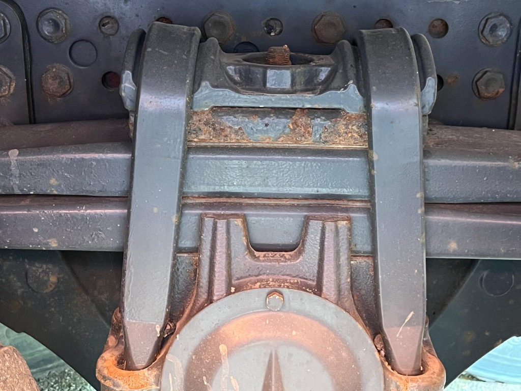 MERCEDES-BENZ Arocs 2648 6x4 3-Achs Kipper Bordmatik - Istovarivač: slika 4 MERCEDES-BENZ Arocs 2648 6x4 3-Achs Kipper Bordmatik - Istovarivač: slika 4