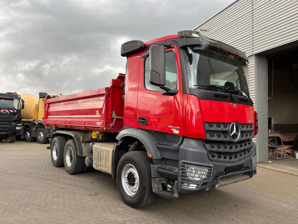 MERCEDES-BENZ Arocs 2648 6x4 3-Achs Kipper Bordmatik - Istovarivač: slika 5 MERCEDES-BENZ Arocs 2648 6x4 3-Achs Kipper Bordmatik - Istovarivač: slika 5