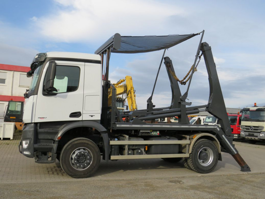 MERCEDES-BENZ Mercedes-Benz Actros Absetzkipper 1840 K 4x2 Euro 6 - Kamion za utovaranje kontejnera: slika 5 MERCEDES-BENZ Mercedes-Benz Actros Absetzkipper 1840 K 4x2 Euro 6 - Kamion za utovaranje kontejnera: slika 5