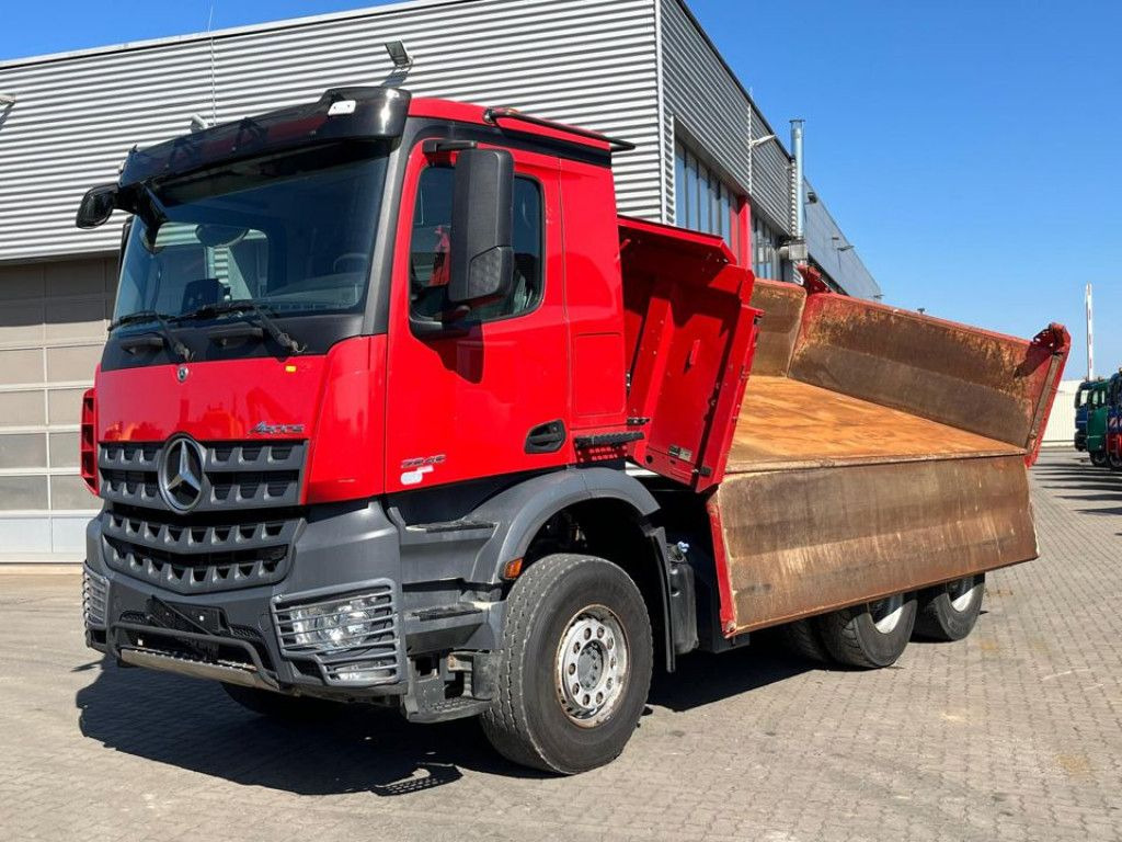Mercedes-Benz Arocs 2648 6x4 3-Achs Kipper Bordmatik - Istovarivač: slika 1 Mercedes-Benz Arocs 2648 6x4 3-Achs Kipper Bordmatik - Istovarivač: slika 1