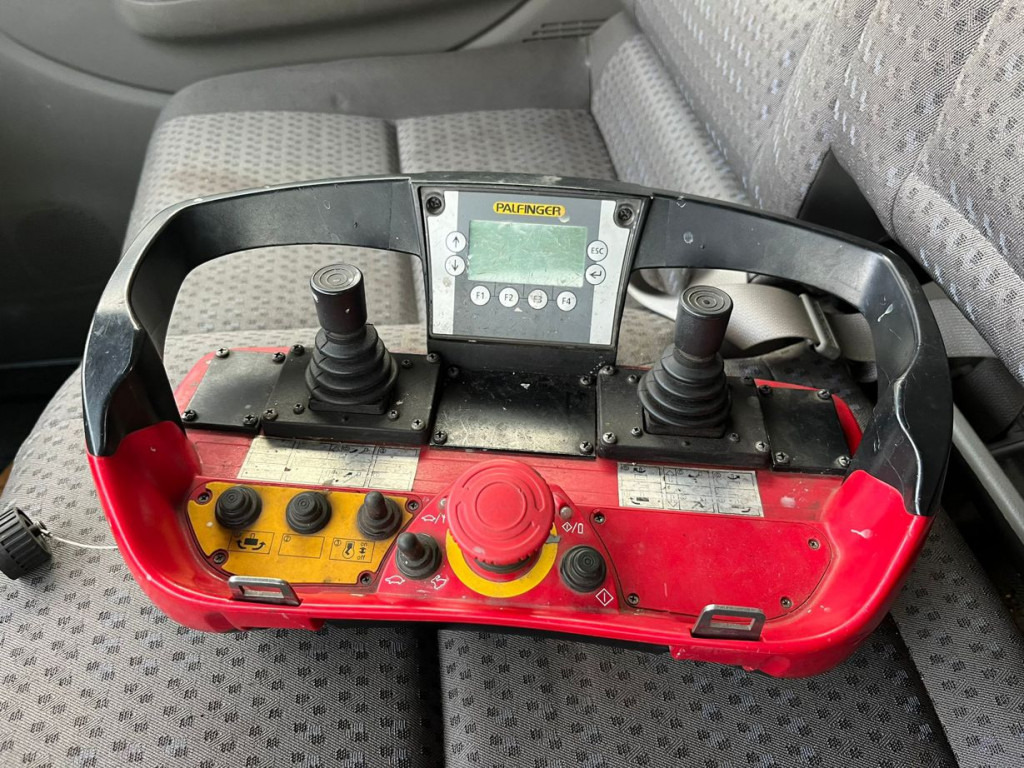 NISSAN (E) NISSAN (E) Cabstar Hubarbeitsbühne 35.13 Palfinger 14mtr - Vazdušna platforma montirana na kamion: slika 5 NISSAN (E) NISSAN (E) Cabstar Hubarbeitsbühne 35.13 Palfinger 14mtr - Vazdušna platforma montirana na kamion: slika 5