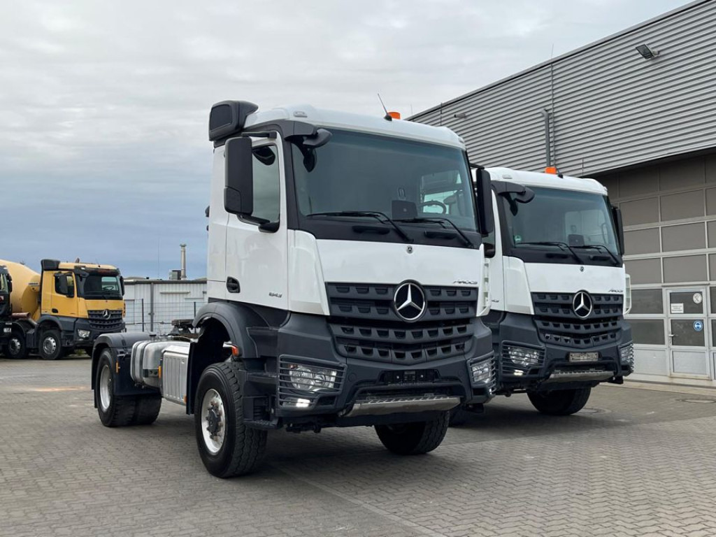 MERCEDES-BENZ Arocs 2043 AS 4x4 SZM nur 133TKM ! Kipphydraulik - Tegljač: slika 3 MERCEDES-BENZ Arocs 2043 AS 4x4 SZM nur 133TKM ! Kipphydraulik - Tegljač: slika 3