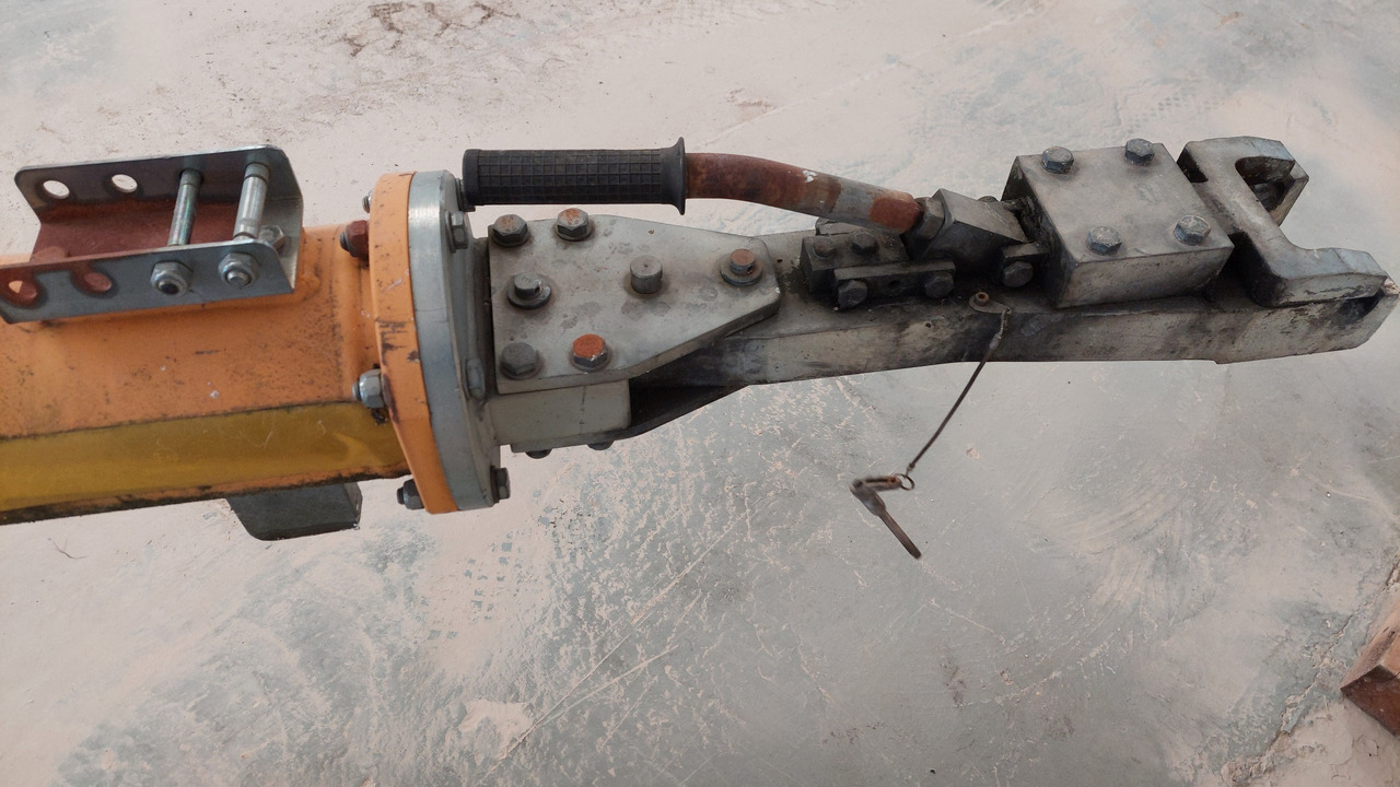 Towbar J-TOW170 JMS - Aerodromska oprema: slika 5 Towbar J-TOW170 JMS - Aerodromska oprema: slika 5