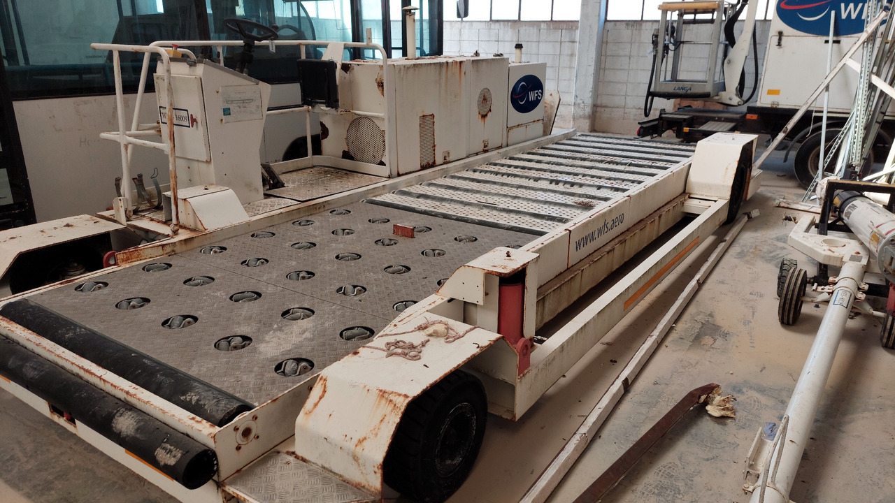 CLT-8 speedloader FMC - Utovarivač kontejnera/ Paleta: slika 5 CLT-8 speedloader FMC - Utovarivač kontejnera/ Paleta: slika 5