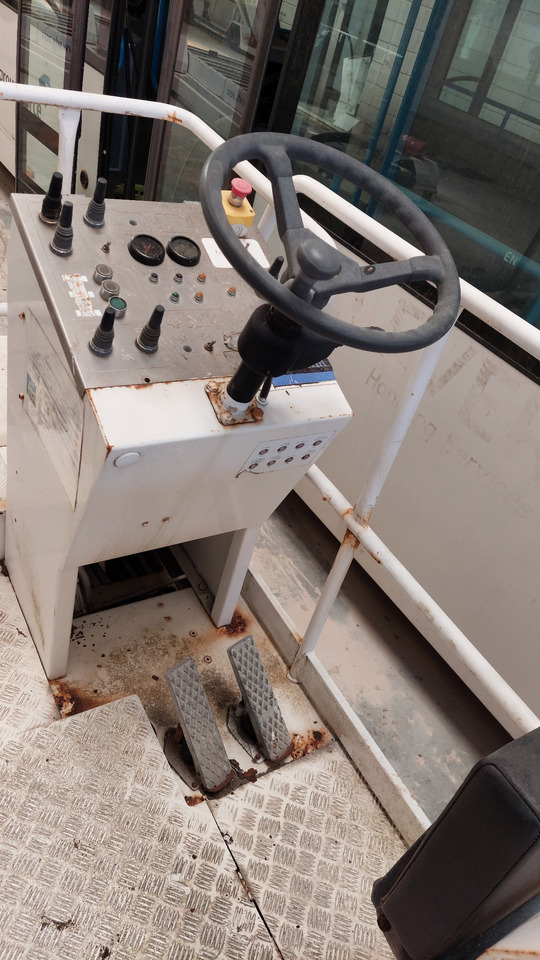 CLT-8 speedloader FMC - Utovarivač kontejnera/ Paleta: slika 4 CLT-8 speedloader FMC - Utovarivač kontejnera/ Paleta: slika 4