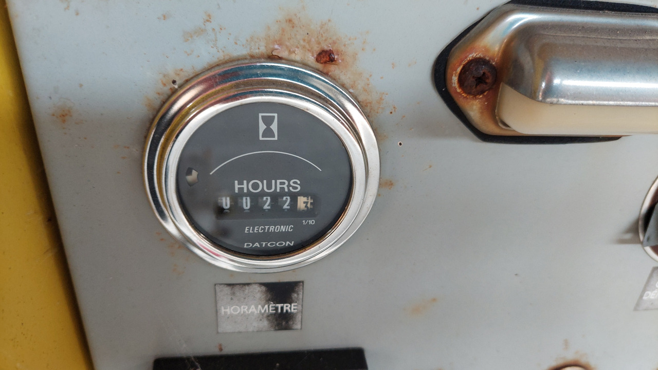 JBT GS320 Towable De-icer - Odleđivač aviona: slika 3 JBT GS320 Towable De-icer - Odleđivač aviona: slika 3