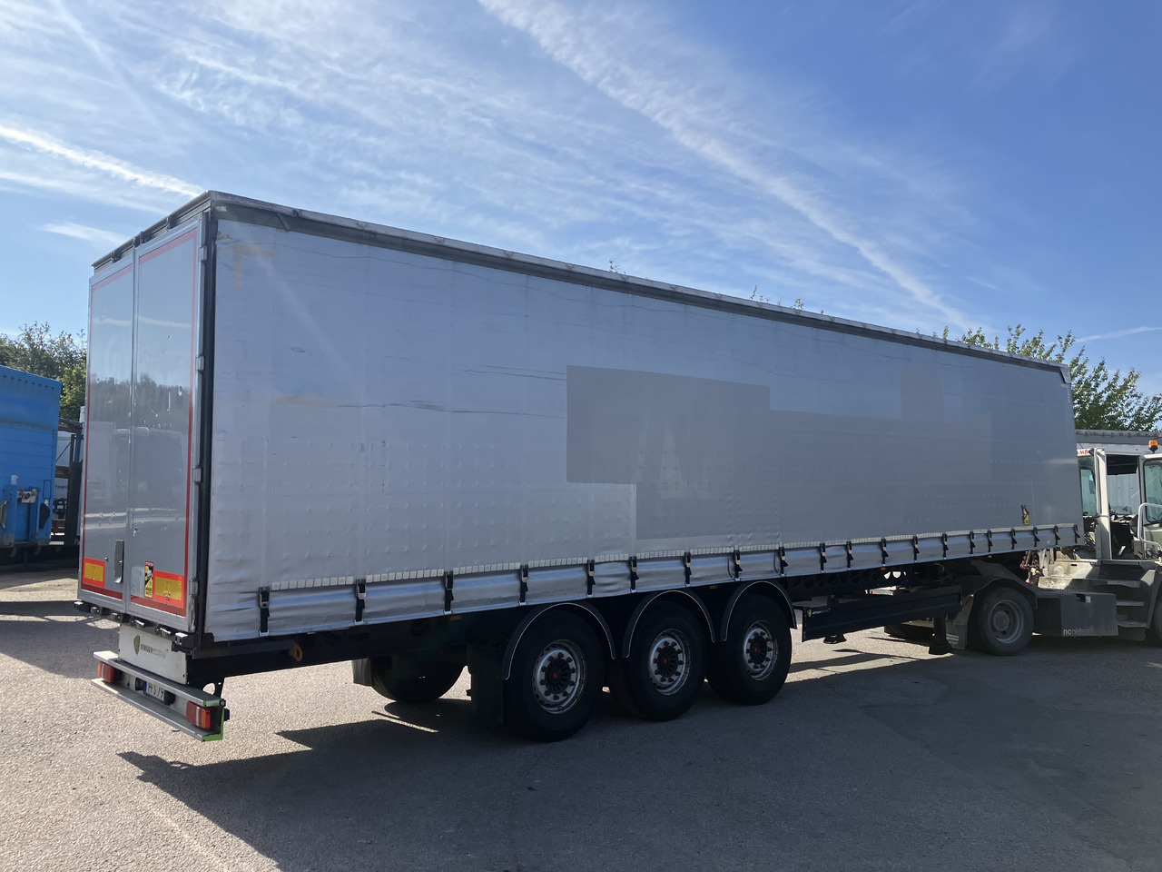 BERGER CURTAIN - COIL - LIFTING ROOF - Poluprikolica sa ceradom: slika 5 BERGER CURTAIN - COIL - LIFTING ROOF - Poluprikolica sa ceradom: slika 5