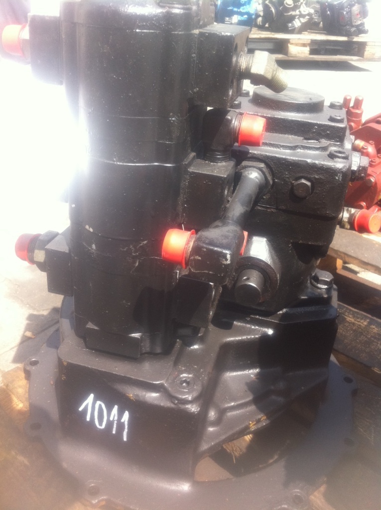 DAIKIN SUNDSTRAND + NIHON SPINDLE PV18AL-S00F-10-615 11-FK-44895 + 103 PBBB331LK108 - Hidraulična pumpa za Građevinska mašina: slika 1 DAIKIN SUNDSTRAND + NIHON SPINDLE PV18AL-S00F-10-615 11-FK-44895 + 103 PBBB331LK108 - Hidraulična pumpa za Građevinska mašina: slika 1