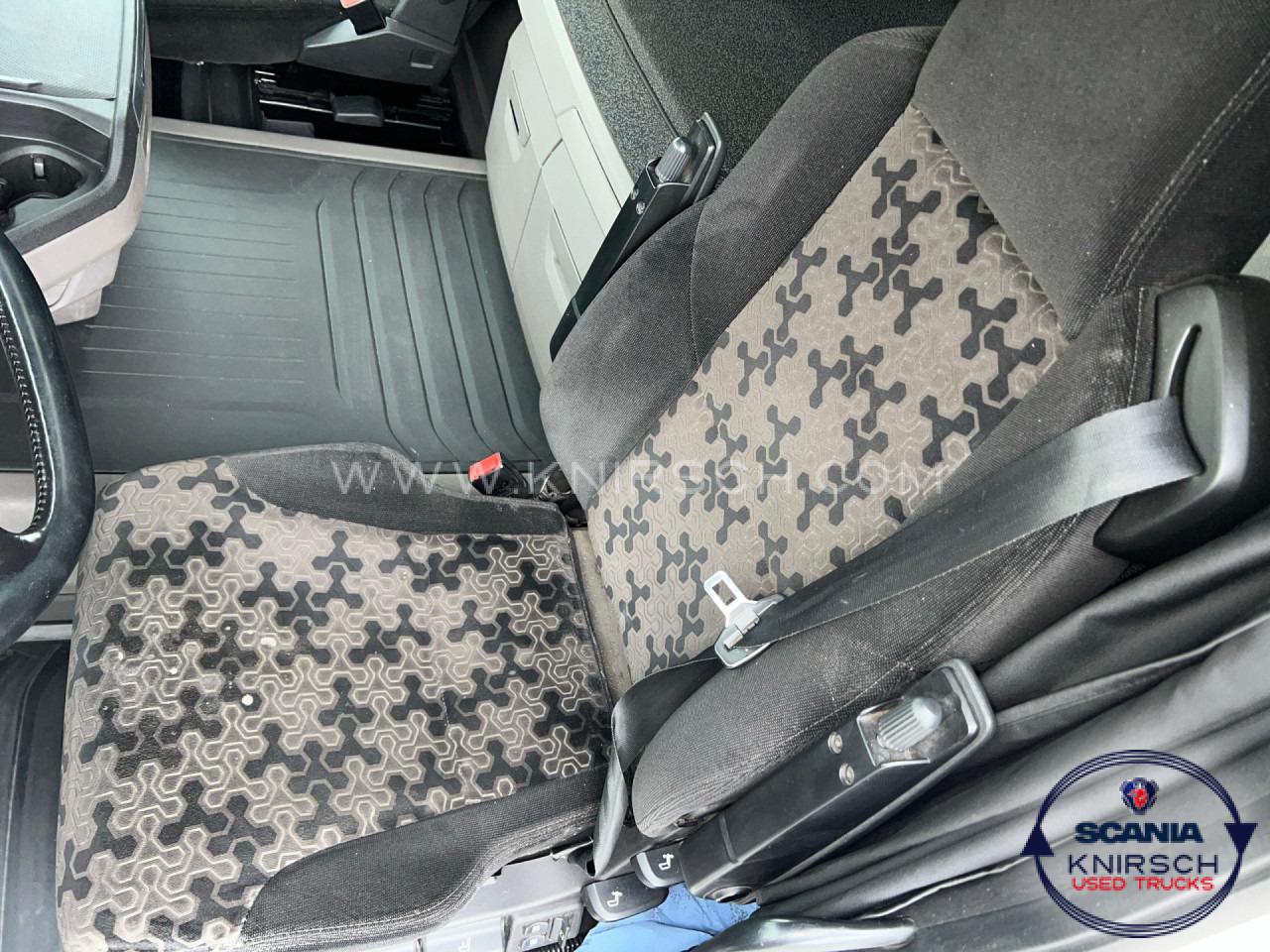 SCANIA R 450 B6x2*4NB - Kamion za prevoz kontejnera/ Kamion sa promenjivim sandukom: slika 4 SCANIA R 450 B6x2*4NB - Kamion za prevoz kontejnera/ Kamion sa promenjivim sandukom: slika 4