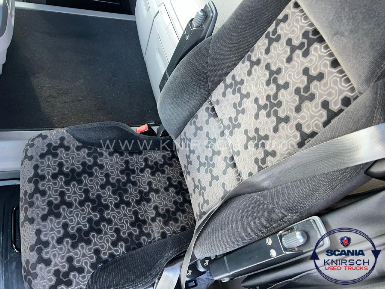 SCANIA R 450 A4x2LA - Tegljač: slika 4 SCANIA R 450 A4x2LA - Tegljač: slika 4