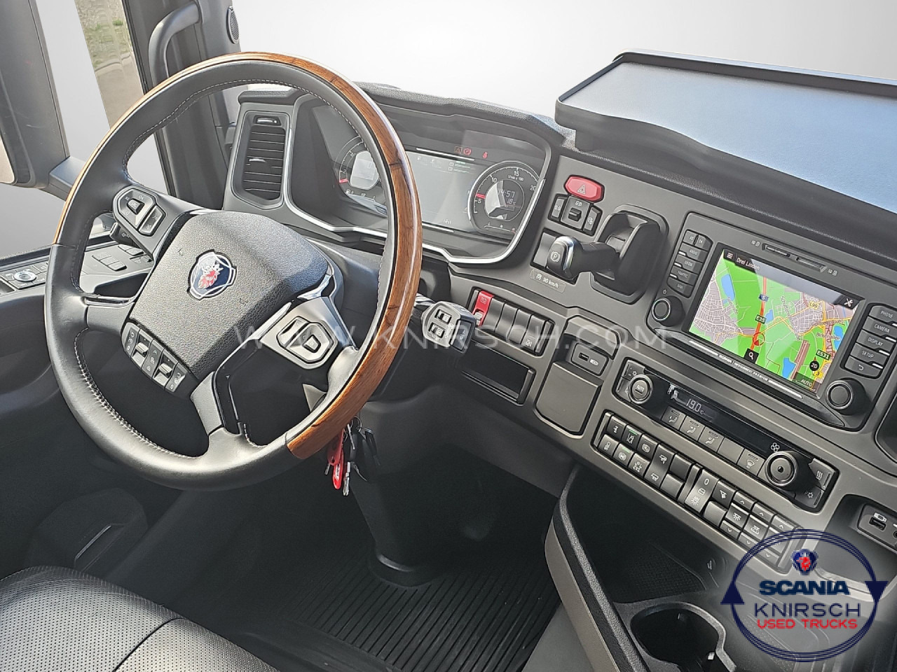 SCANIA S 500 A4x2NB Full Air Standklima - Tegljač: slika 2 SCANIA S 500 A4x2NB Full Air Standklima - Tegljač: slika 2