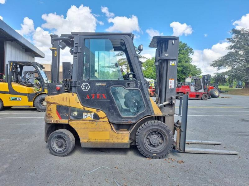 Caterpillar DP25NT - Dizel viljuškar: slika 3 Caterpillar DP25NT - Dizel viljuškar: slika 3
