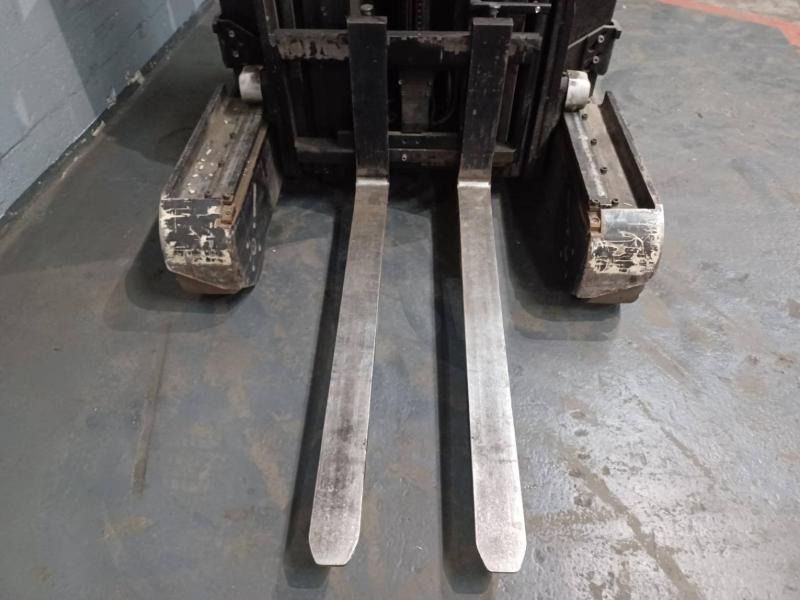 Caterpillar NR16N - Regalni viljuškar: slika 4 Caterpillar NR16N - Regalni viljuškar: slika 4