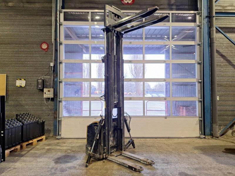 Caterpillar NSP16N - Slagač: slika 4 Caterpillar NSP16N - Slagač: slika 4