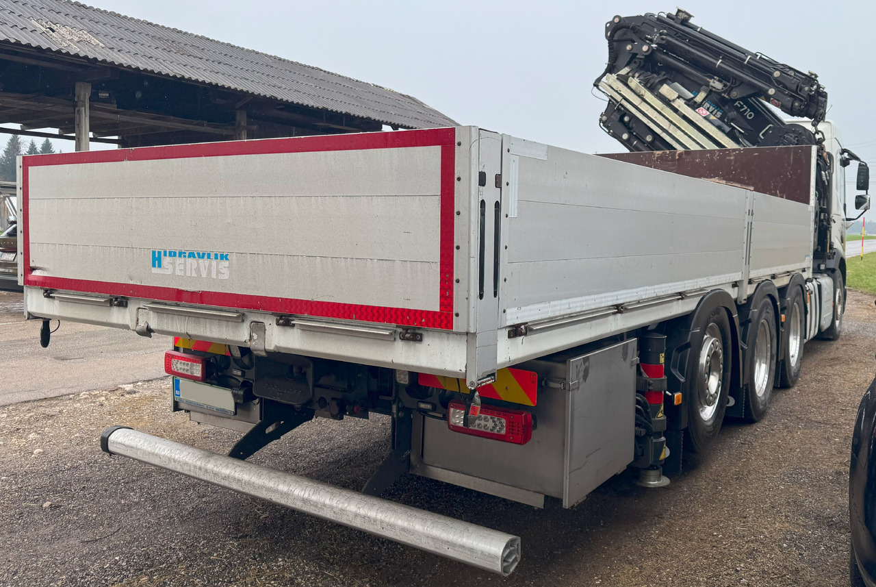 VOLVO Hiab Palfinger Fassi F710-6 JIB-4 - Kamion sa dizalicom: slika 2 VOLVO Hiab Palfinger Fassi F710-6 JIB-4 - Kamion sa dizalicom: slika 2