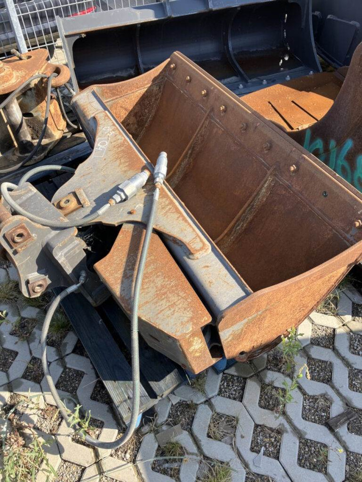 Volvo Böschungslöffel hydr. - Bager utovarivač: slika 1 Volvo Böschungslöffel hydr. - Bager utovarivač: slika 1