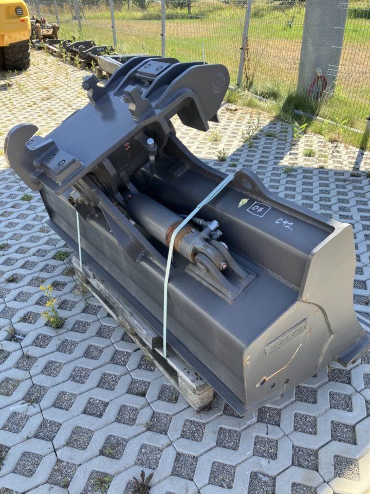 Volvo Böschungslöffel hydr. S1 - Bager utovarivač: slika 2 Volvo Böschungslöffel hydr. S1 - Bager utovarivač: slika 2