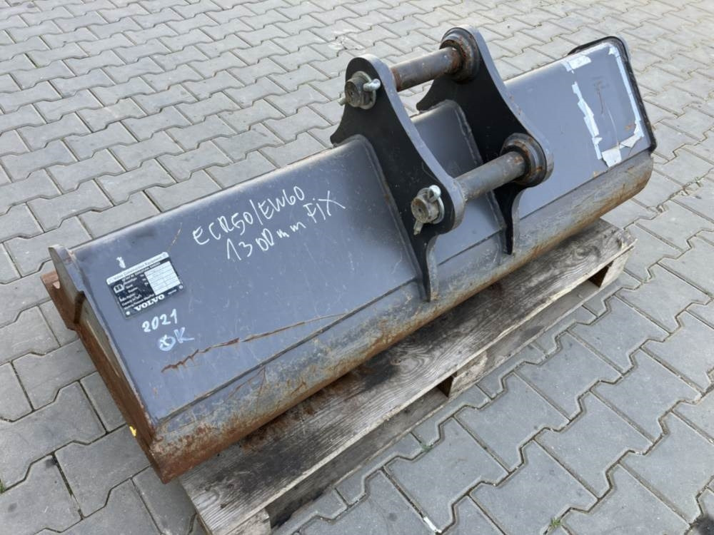 Volvo Böschungslöffel starr - Bager utovarivač: slika 2 Volvo Böschungslöffel starr - Bager utovarivač: slika 2