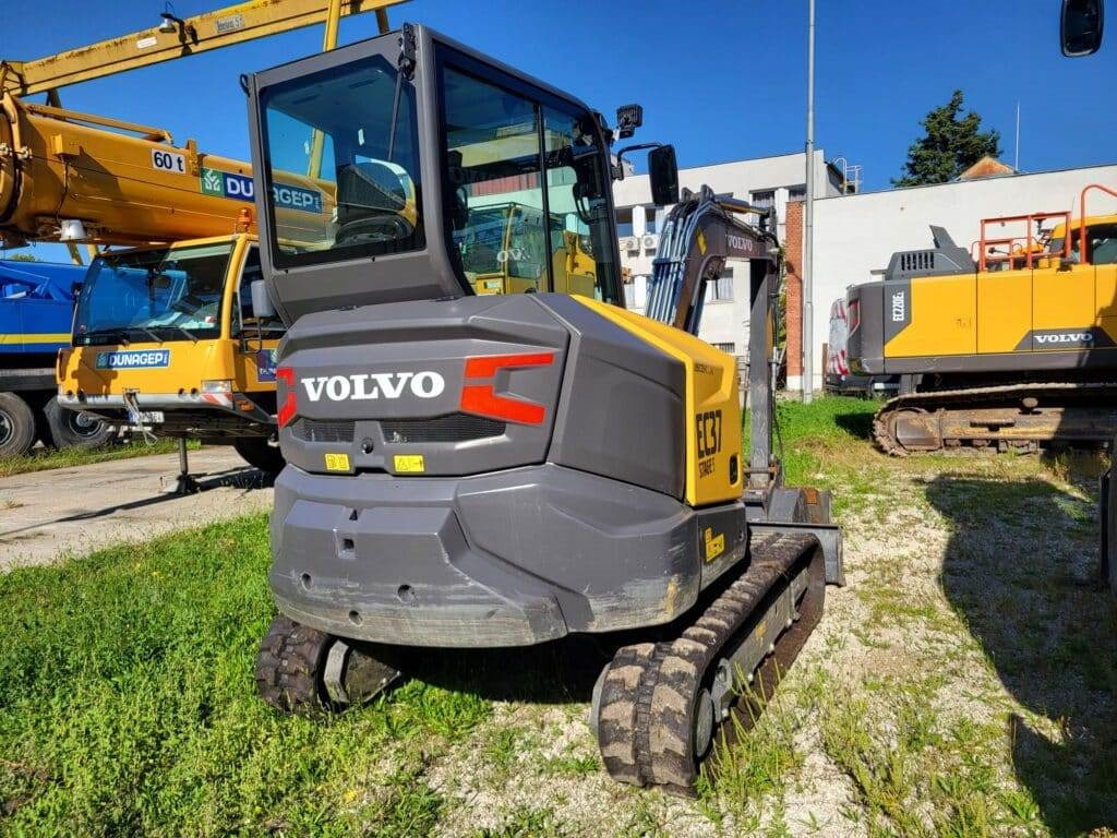Volvo EC37F - Mini bager: slika 2 Volvo EC37F - Mini bager: slika 2