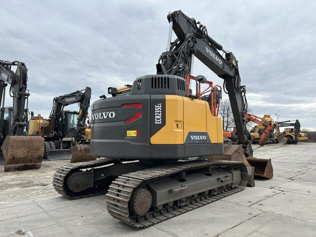 Volvo ECR235EL - Bager guseničar: slika 3 Volvo ECR235EL - Bager guseničar: slika 3