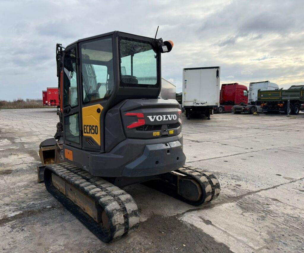 Volvo ECR50F - Mini bager: slika 1 Volvo ECR50F - Mini bager: slika 1