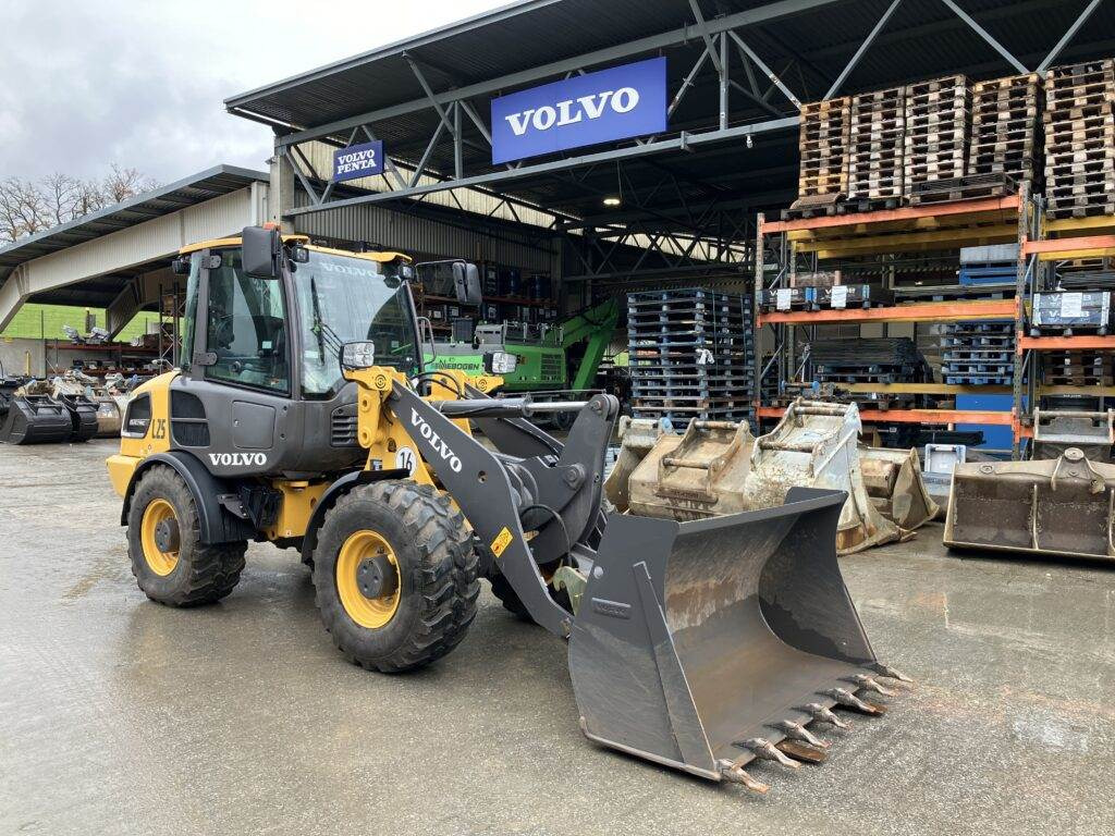 Volvo JL25H Electric - Mini utovarivač: slika 1 Volvo JL25H Electric - Mini utovarivač: slika 1