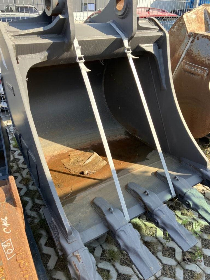 Volvo Tieflöffel mit Zähnen - Festanbau - Bager utovarivač: slika 4 Volvo Tieflöffel mit Zähnen - Festanbau - Bager utovarivač: slika 4