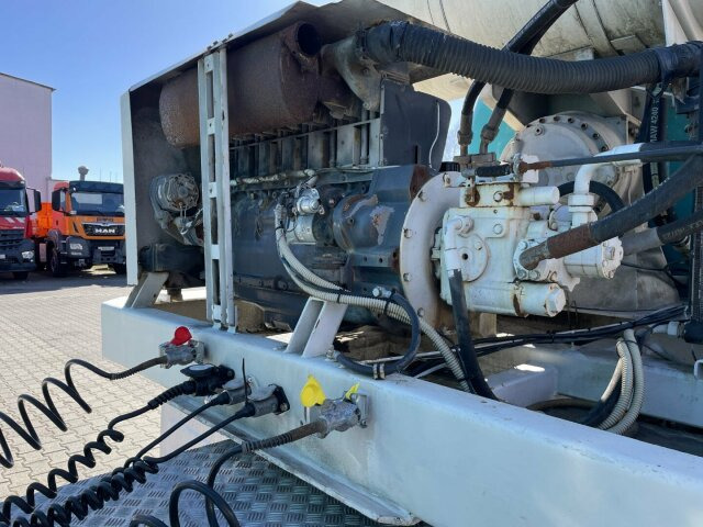 Betonmischer-Auflieger Intermix 12 m³ mit Motor - Poluprikolica mikser: slika 2 Betonmischer-Auflieger Intermix 12 m³ mit Motor - Poluprikolica mikser: slika 2