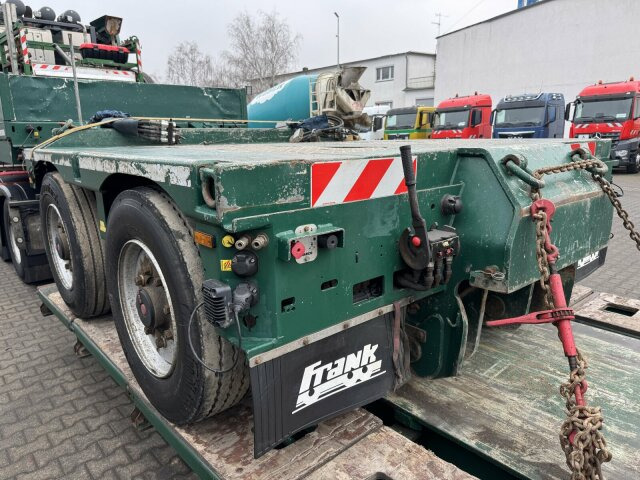 Faymonville STBZ-6VA Tieflader 4+2 Achse + Schwerlast *83 T - Niska poluprikolica za prevoz: slika 4 Faymonville STBZ-6VA Tieflader 4+2 Achse + Schwerlast *83 T - Niska poluprikolica za prevoz: slika 4