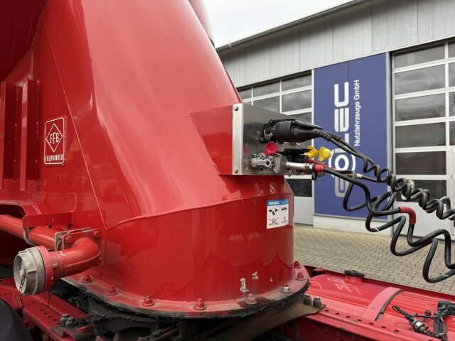 Feldbinder EUT 54.3 liegend. Silo 54.000 Liter 3 Achs - Silo cisterna: slika 4 Feldbinder EUT 54.3 liegend. Silo 54.000 Liter 3 Achs - Silo cisterna: slika 4