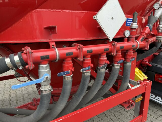 Feldbinder EUT 54.3 liegend. Silo 54.000 Liter 3 Achs - Silo cisterna: slika 2 Feldbinder EUT 54.3 liegend. Silo 54.000 Liter 3 Achs - Silo cisterna: slika 2