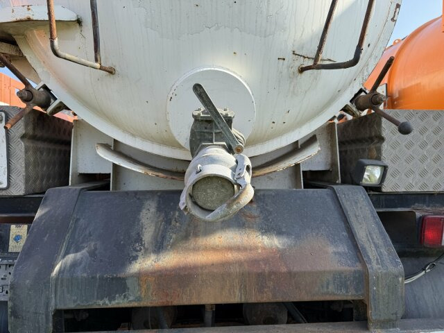 Hüffermann HSD181D Tankanhänger für nicht GGVS Güter - Prikolica cisterna: slika 2 Hüffermann HSD181D Tankanhänger für nicht GGVS Güter - Prikolica cisterna: slika 2