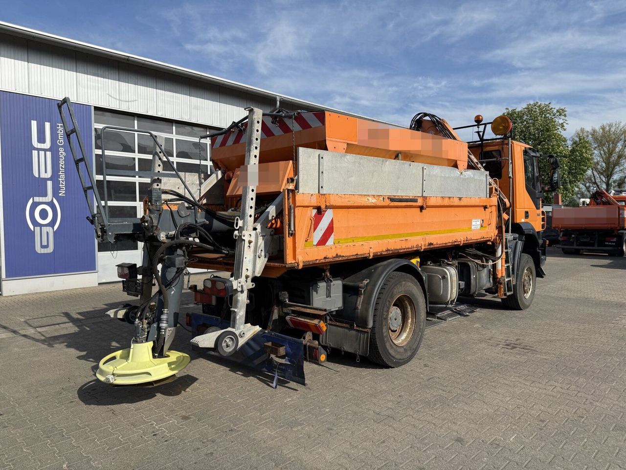Iveco TRAKKER Kipper Kran TEREX 85.2 Salzstreuer - Kamion sa dizalicom: slika 3 Iveco TRAKKER Kipper Kran TEREX 85.2 Salzstreuer - Kamion sa dizalicom: slika 3