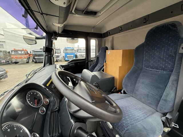 Vakuumska cisterna MAN TGA 18.360 4x2 HD-Kanalreiniger ASSMANN 6500 L: slika 14 Vakuumska cisterna MAN TGA 18.360 4x2 HD-Kanalreiniger ASSMANN 6500 L: slika 14