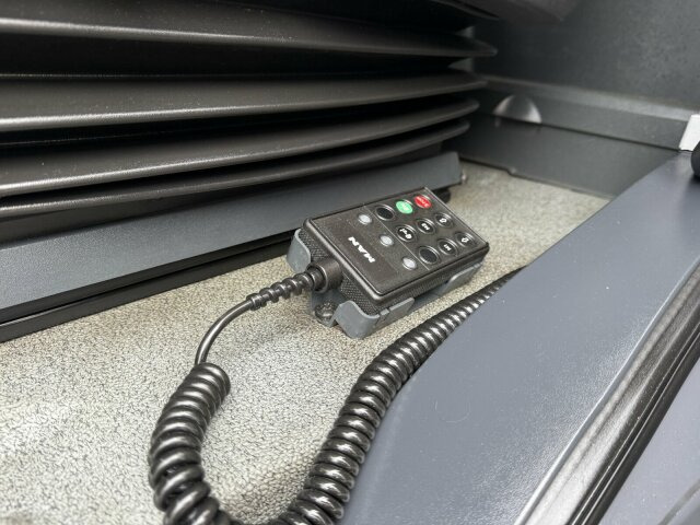 Vakuumska cisterna MAN TGA 18.360 4x2 HD-Kanalreiniger ASSMANN 6500 L: slika 7 Vakuumska cisterna MAN TGA 18.360 4x2 HD-Kanalreiniger ASSMANN 6500 L: slika 7