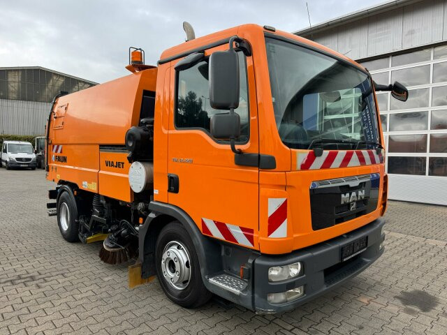 MAN TGL 12.220 4x2 BL Kehrmaschine Viajet 5RHS - Autočistilica: slika 1 MAN TGL 12.220 4x2 BL Kehrmaschine Viajet 5RHS - Autočistilica: slika 1