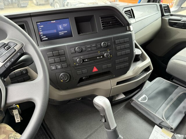 MAN TGS 26.400 6x6 Abrollkipper HIAB Optima 20S - Kamion sa hidrauličnom kukom: slika 3 MAN TGS 26.400 6x6 Abrollkipper HIAB Optima 20S - Kamion sa hidrauličnom kukom: slika 3