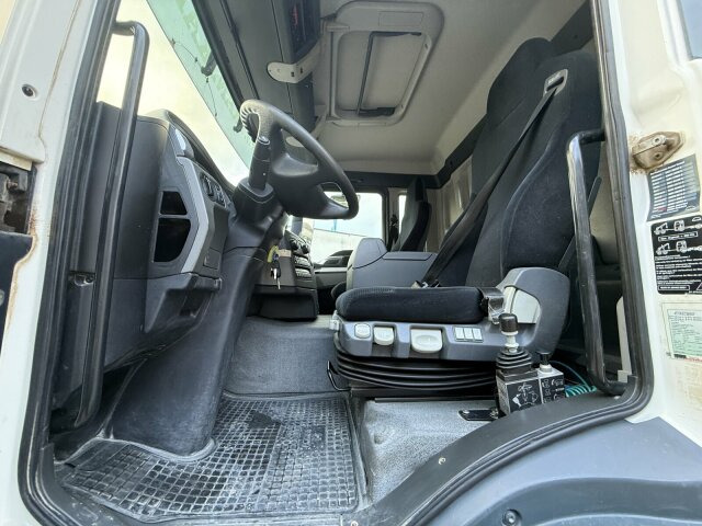 MAN TGS 35.440 DSK 8x4 Meiller Kipper Bordmatik - Istovarivač: slika 5 MAN TGS 35.440 DSK 8x4 Meiller Kipper Bordmatik - Istovarivač: slika 5