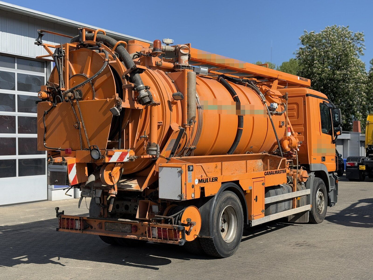 Mercedes-Benz ACTROS 1832 L Kanalreiniger MÜLLER 10.000 L - Vakuumska cisterna: slika 2 Mercedes-Benz ACTROS 1832 L Kanalreiniger MÜLLER 10.000 L - Vakuumska cisterna: slika 2