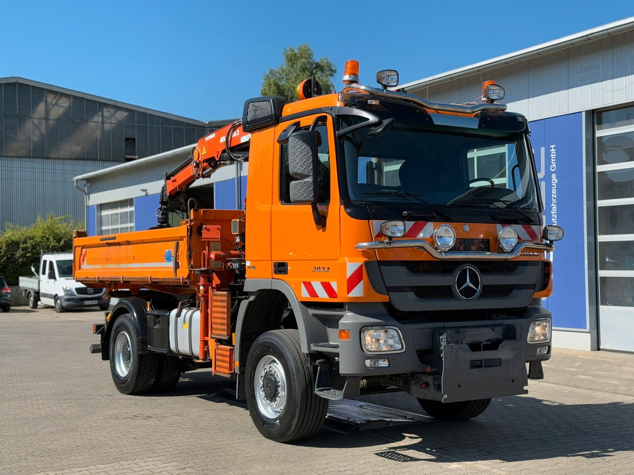 Mercedes-Benz ACTROS 2044 4x4 Kipper Kran ATLAS 65.2 A2L - Istovarivač, Kamion sa dizalicom: slika 1 Mercedes-Benz ACTROS 2044 4x4 Kipper Kran ATLAS 65.2 A2L - Istovarivač, Kamion sa dizalicom: slika 1